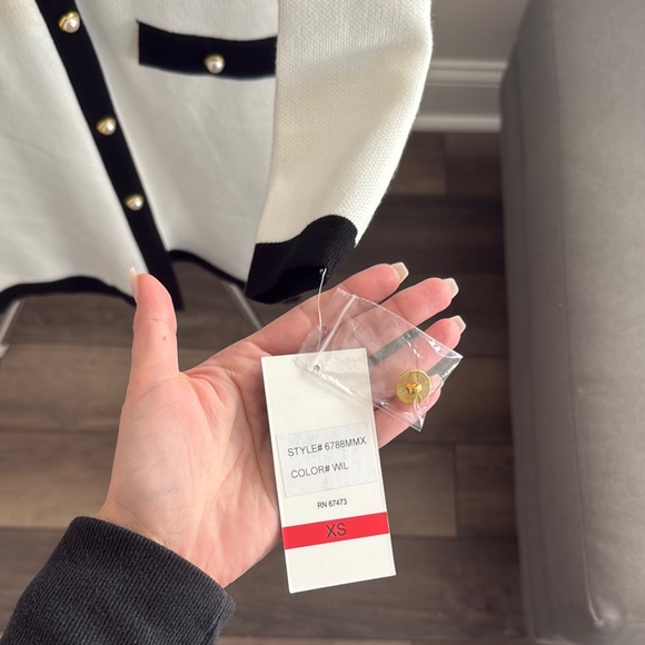 Taylor Black and White Sweater Dress size xs NWT - Picture 5 of 6